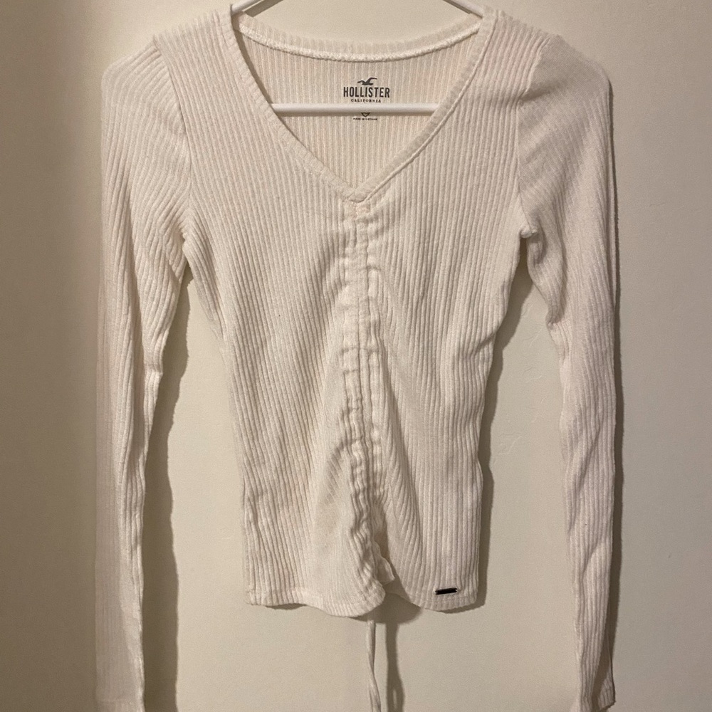 Super comfy long-sleeve top, corduroy, cinch string down the middle